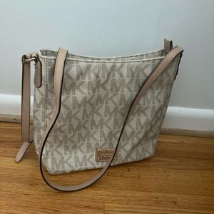 Michael Kors Crossbody Logo Bag